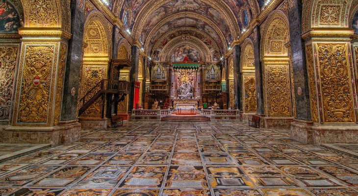 What lies beneath the floor at St John’s Co-Cathedral?