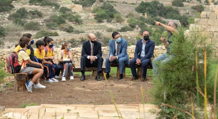 Ġnien Dinja Waħda was launched with a visit by Year Six students from Birżebbuġa Primary School, in the presence of Heritage Malta’s Chief Executive O