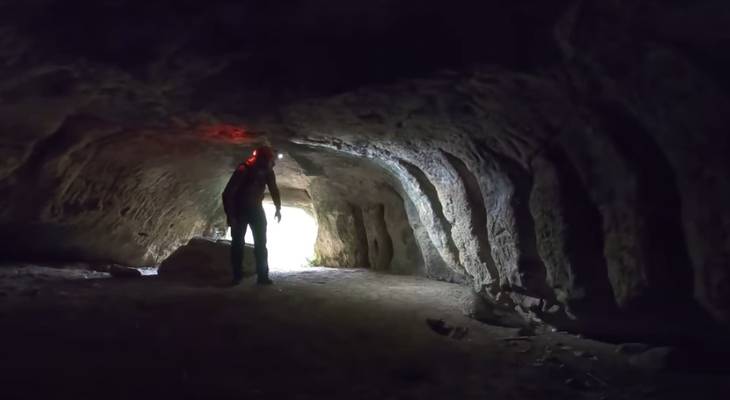 rib cage cave