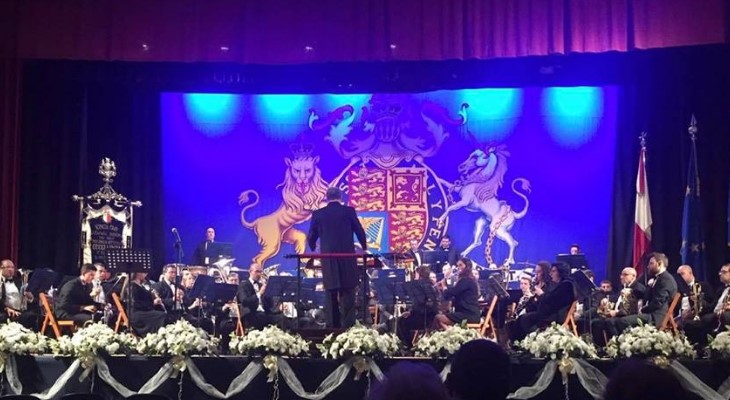 Listen to that big band sound!