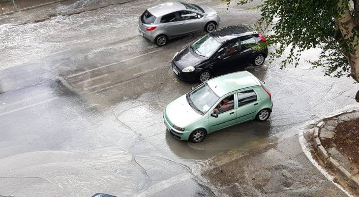 Driving instructor demonstrates correct way to approach Gharghur roundabout