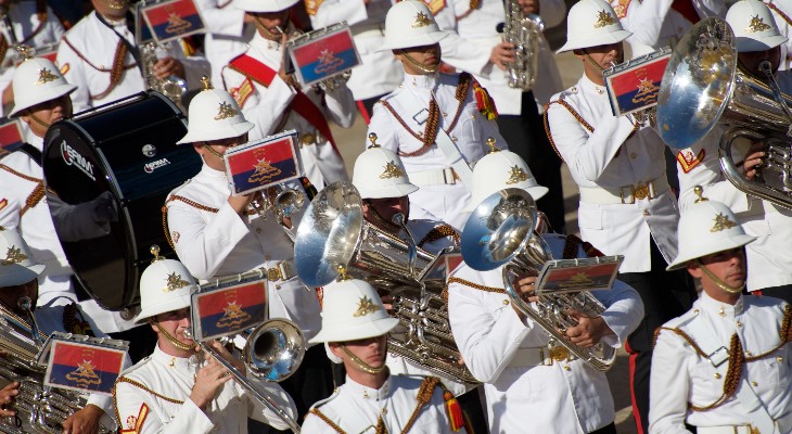 Listen to that big band sound!