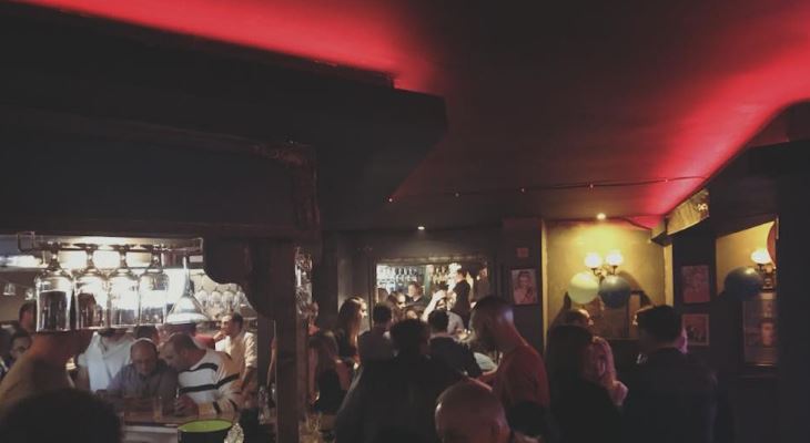 gaybar4