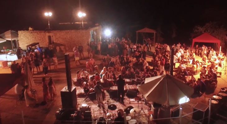Wine under the stars: this weekend Marsovin showcases its distinctive vintages in a sea of vineyards by Ramla Bay