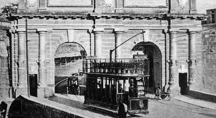 tram
