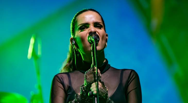 ‘A full circle moment!’ Local singer touring the world with Brit Floyd to perform in Għaxaq as a backing vocalist 