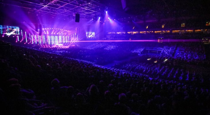 This contemporary composer who has sold out stadiums is coming to Malta this weekend!