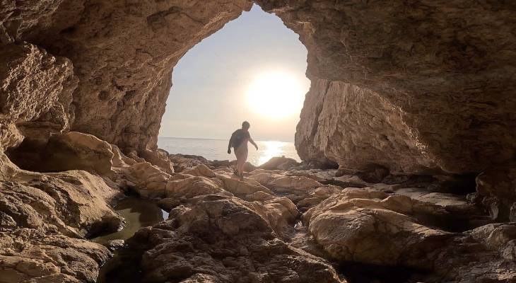 Xaqqa Cliffs