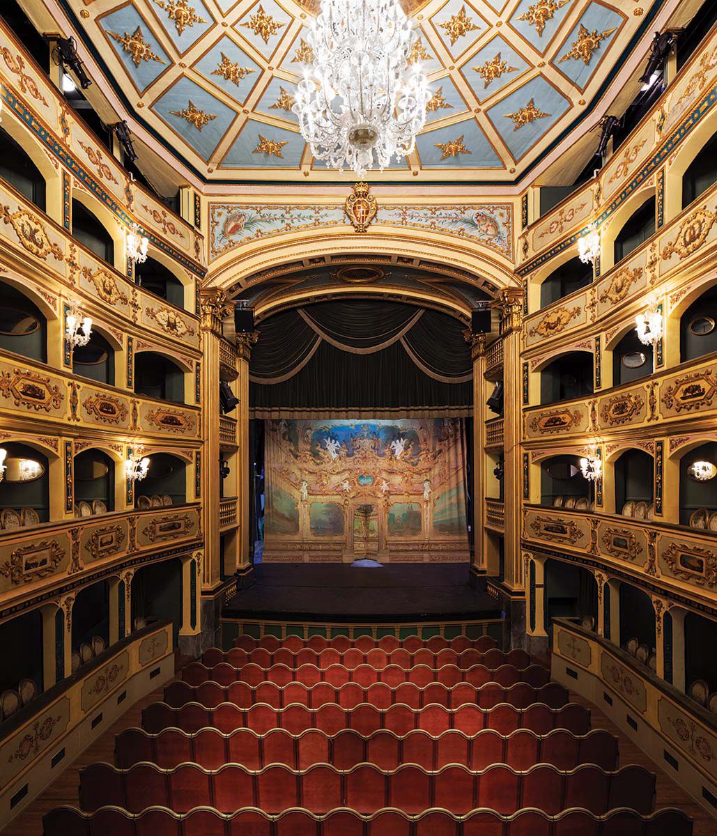 Teatru Manoel tours