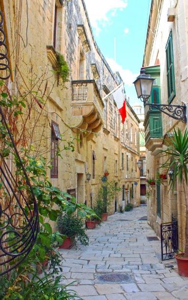 Hilda Tabone Street, Birgu