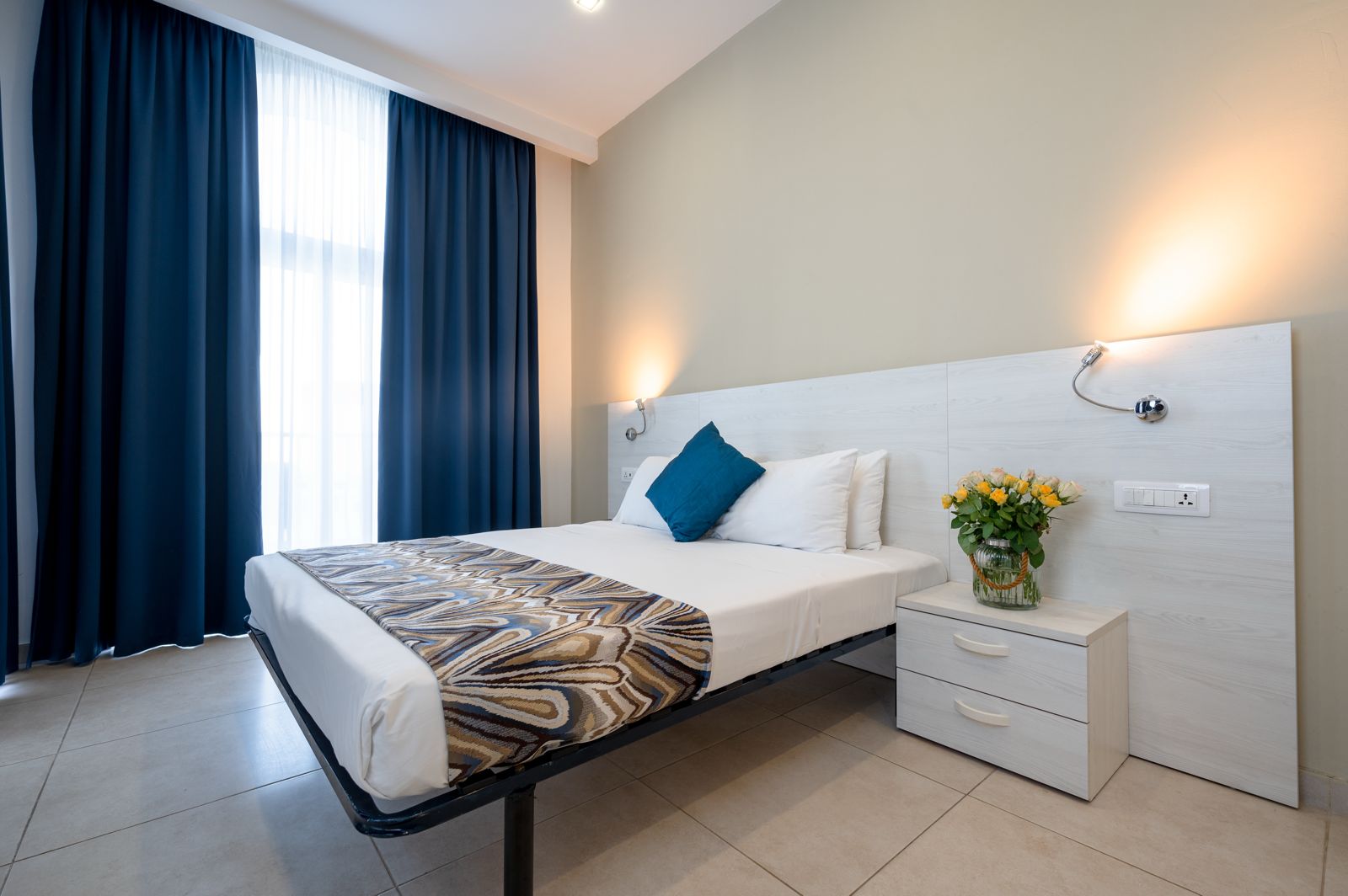 Gillieru Harbour Hotel