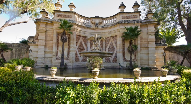 A walk around San Anton gardens