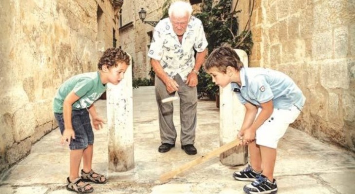 Discover these traditional Maltese street games of old