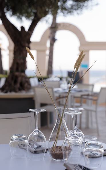 This season, Hilton Malta’s ultimate summer dining destination is back with an enticing new menu, which takes full advantage of an incredible new addi