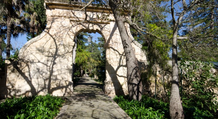 A walk around San Anton gardens