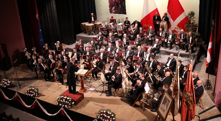 Listen to that big band sound!