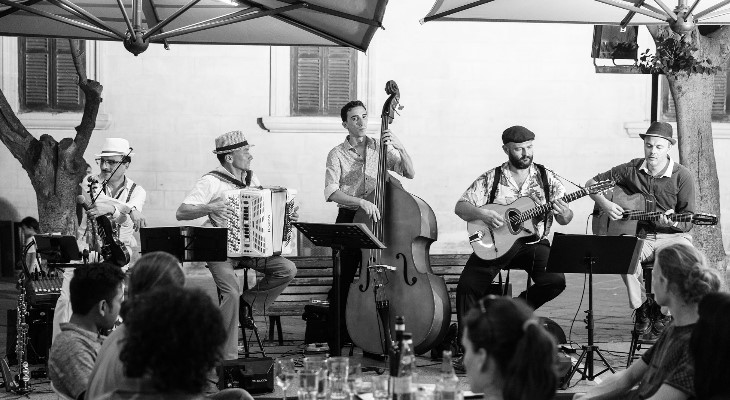 Hot Club of Valletta at Caffe Cordina