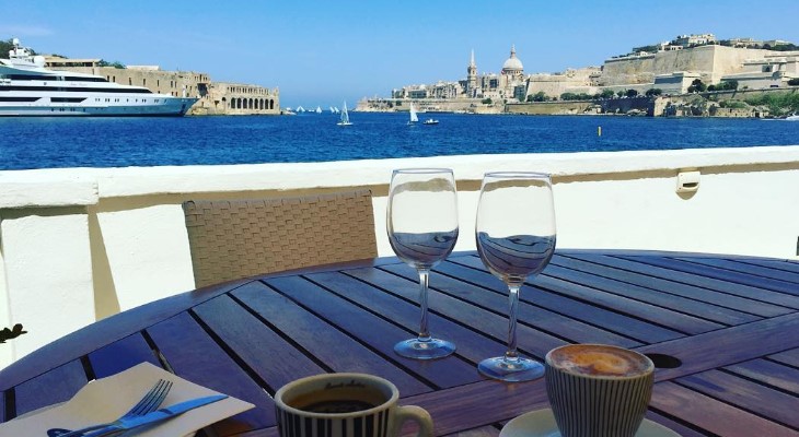 7 cheap seaside diners you can go to in your flip flops