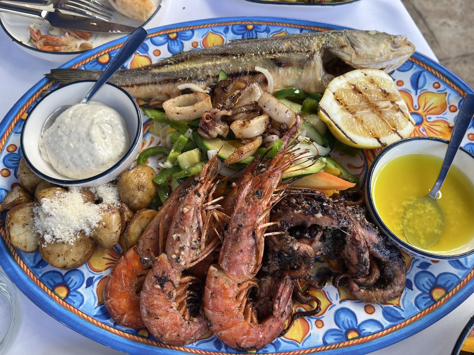 Agora Restaurant
