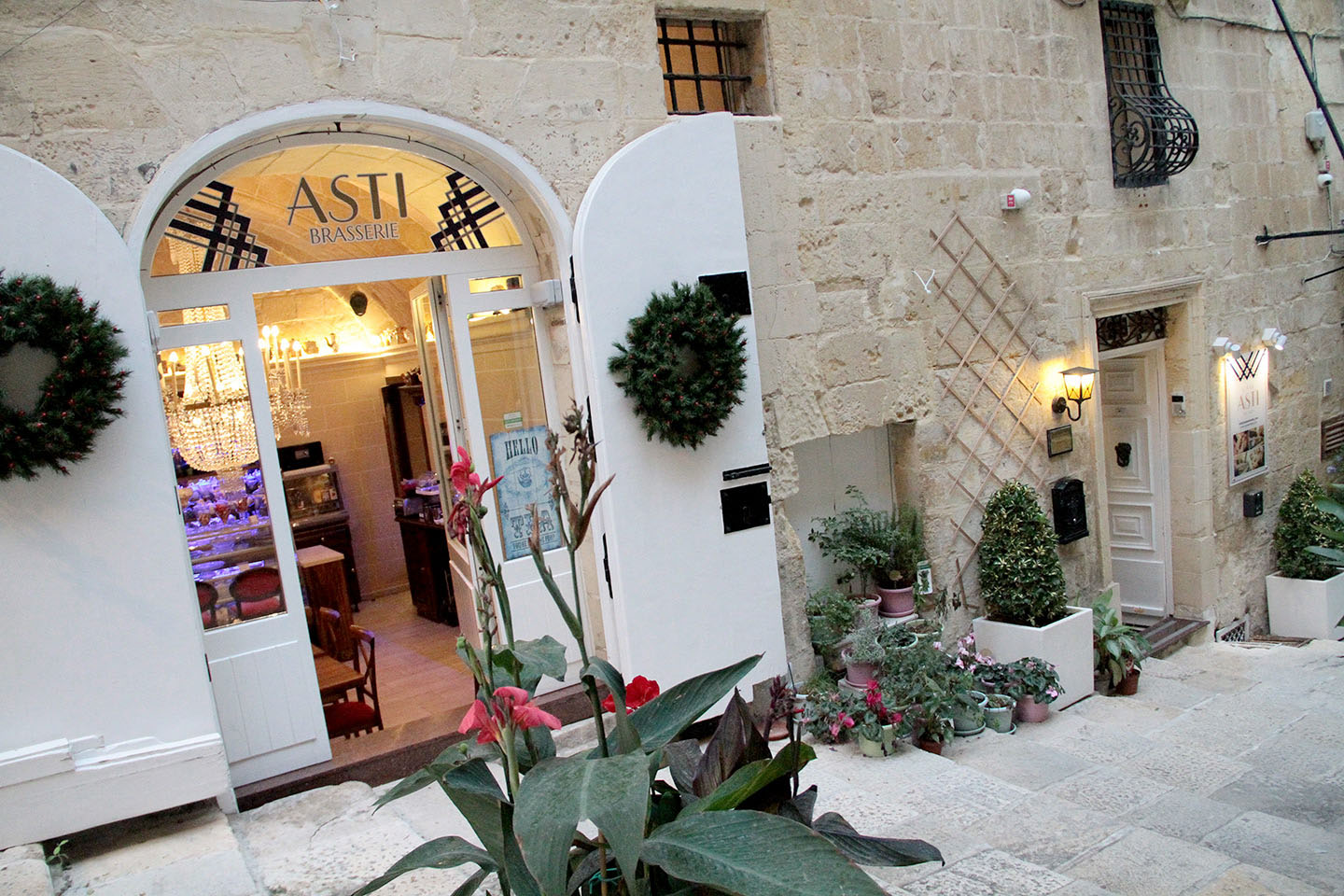 Asti Brasserie, Valletta