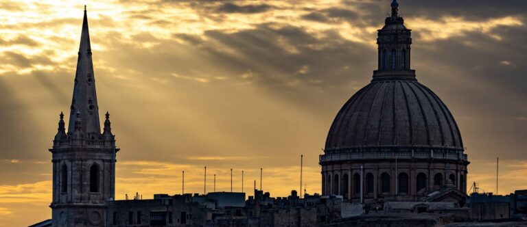 Heads up, Malta! Clocks go back one hour on Sunday 25th October